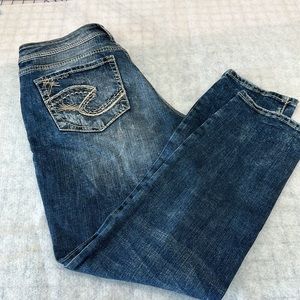 Silver Boyfriend Ankle Jeans. 27 x 25
